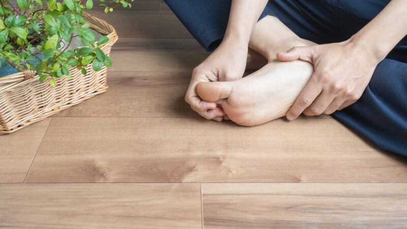 高尿酸血症（痛風発作）の症状